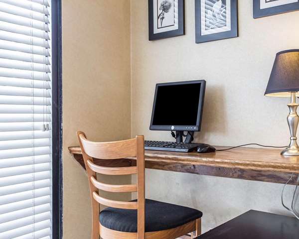 Conference Area - Quality Inn Manning - I-95, Exit 119