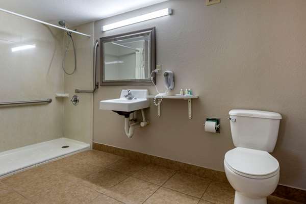  - Quality Inn South Duncan - I-85, Exit 63