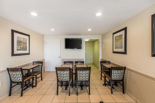Amenities - Quality Inn Easley