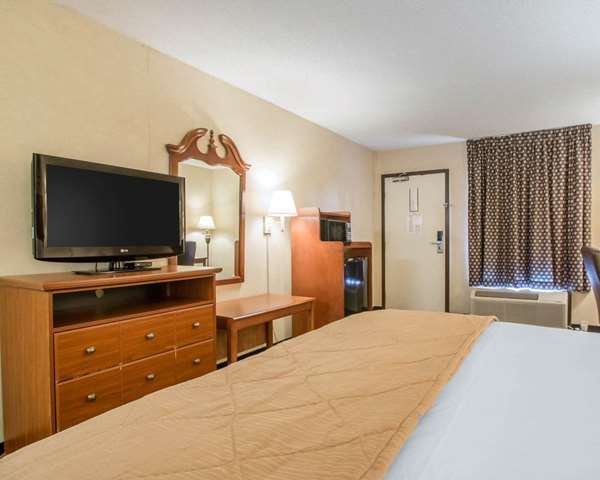  - Quality Inn & Suites Ridgeland - I-95, Exit 21