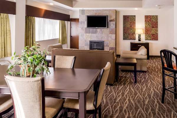 Suite - Comfort Inn Riverview Charleston