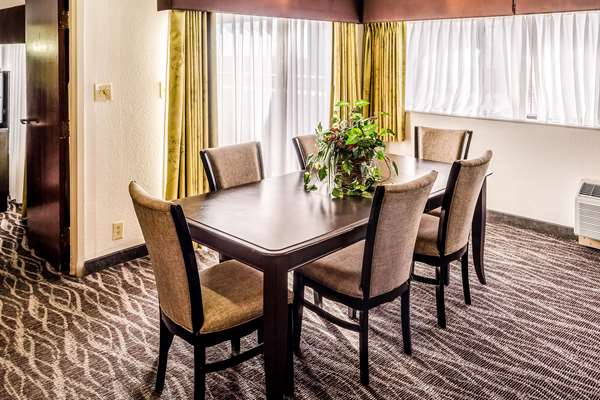 Suite - Comfort Inn Riverview Charleston