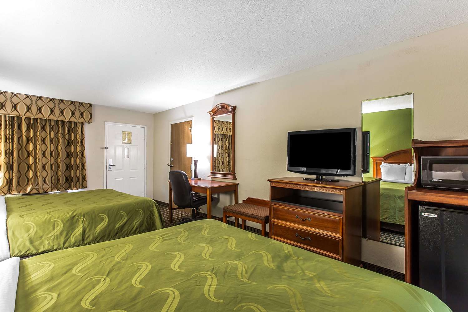 Quality Inn & Suites Orangeburg I26, Exit 145, SC See Discounts