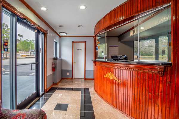  - Rodeway Inn & Suites Fort Jackson Columbia