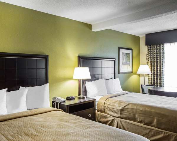  - Quality Inn Greenwood