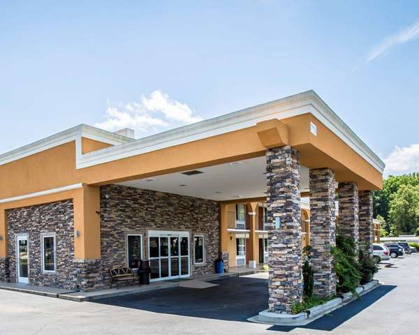 Exterior view - Quality Inn Greenwood