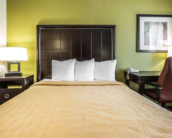  - Quality Inn Greenwood