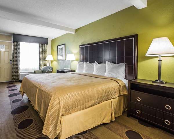  - Quality Inn Greenwood