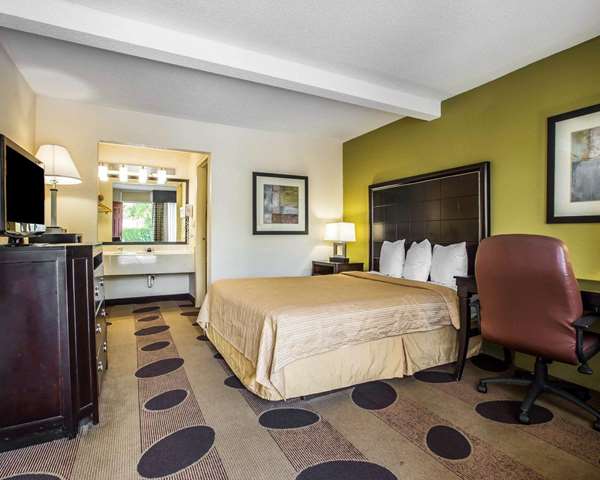  - Quality Inn Greenwood