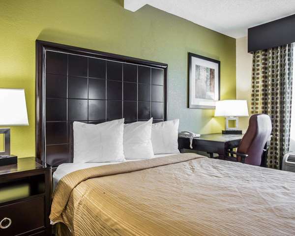  - Quality Inn Greenwood