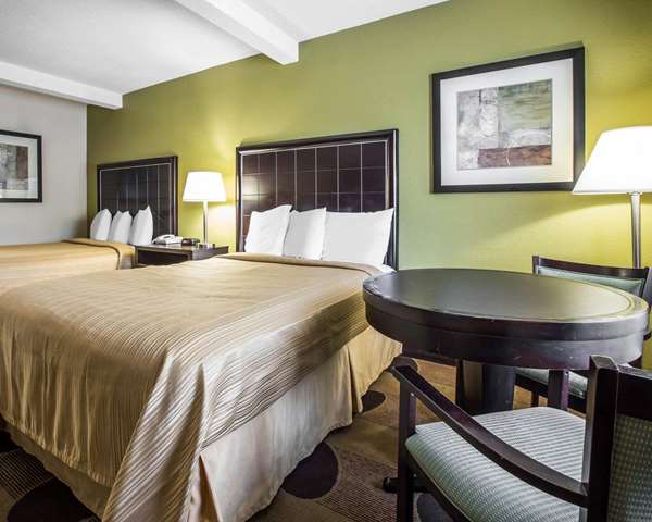  - Quality Inn Greenwood