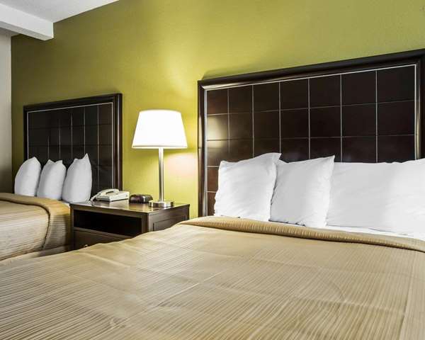  - Quality Inn Greenwood