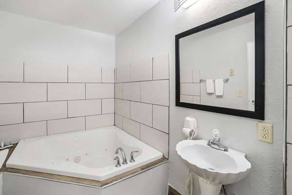 Suite - Quality Inn Greer