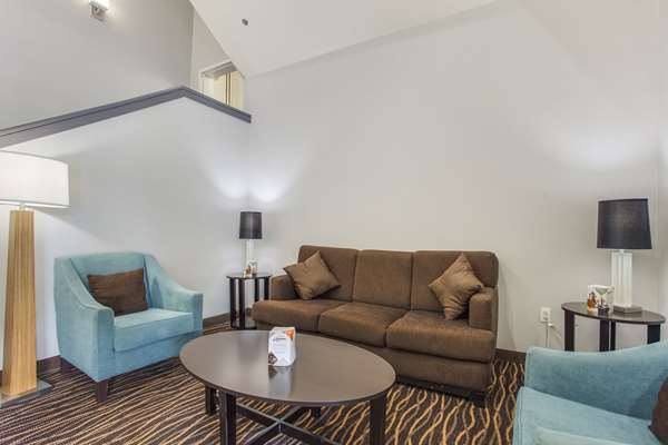  - Quality Inn Conway