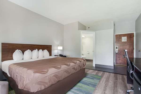  - Quality Inn Conway