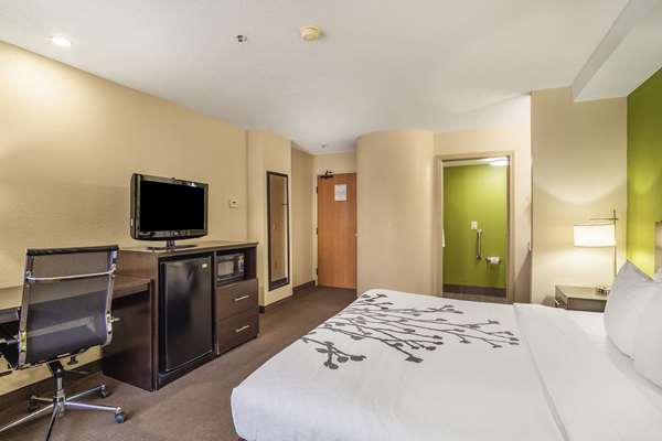  - Sleep Inn Whiskey Road Aiken - I-20, Exit 18