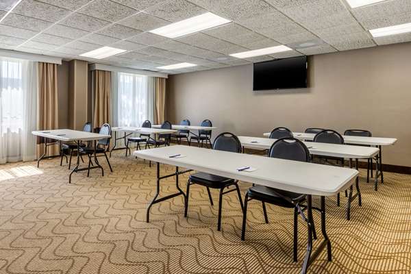  - Comfort Inn Summerville - I-26, Exit 199A