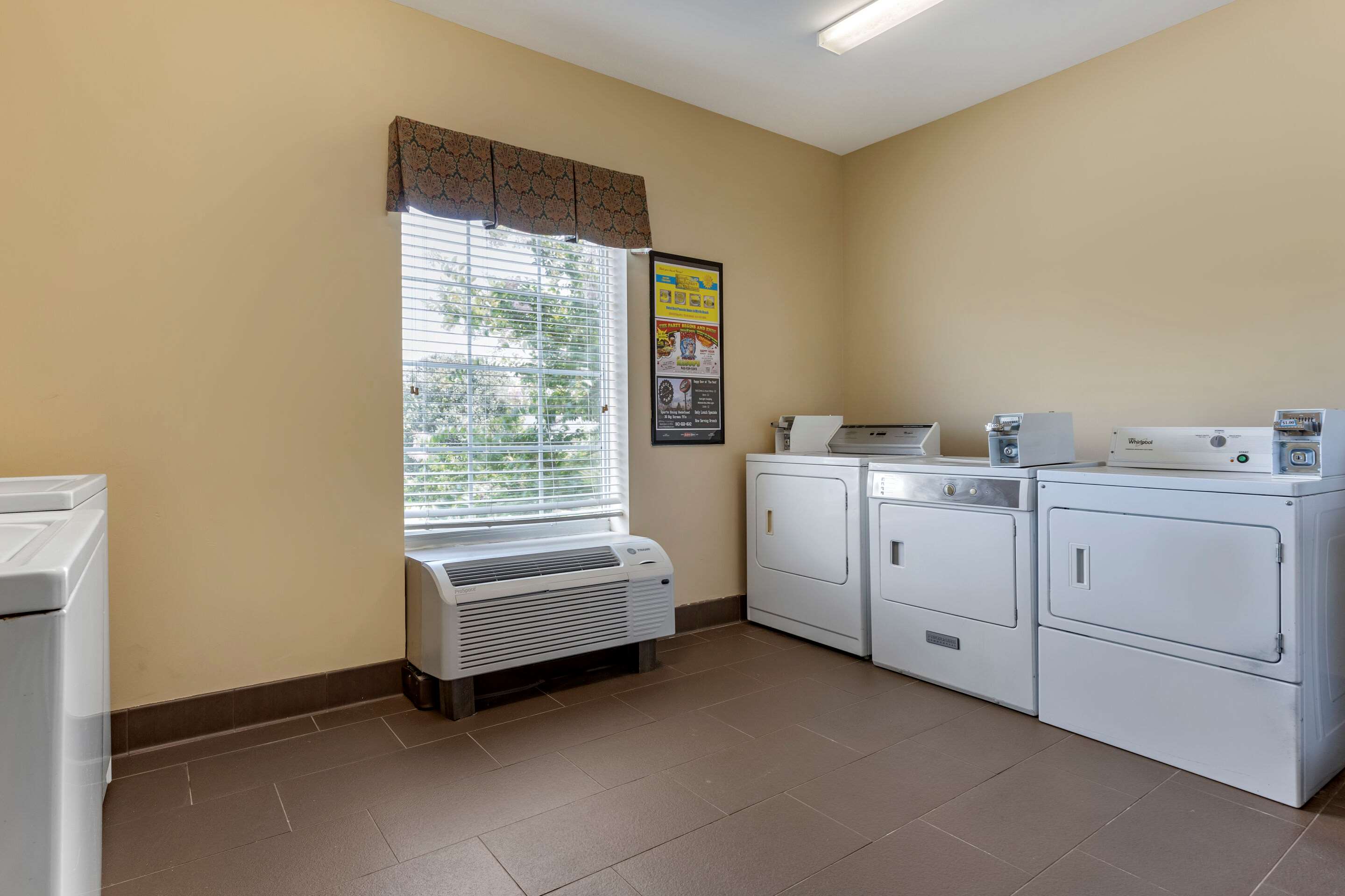 Guest laundry facilities | Comfort Suites Myrtle Beach Central