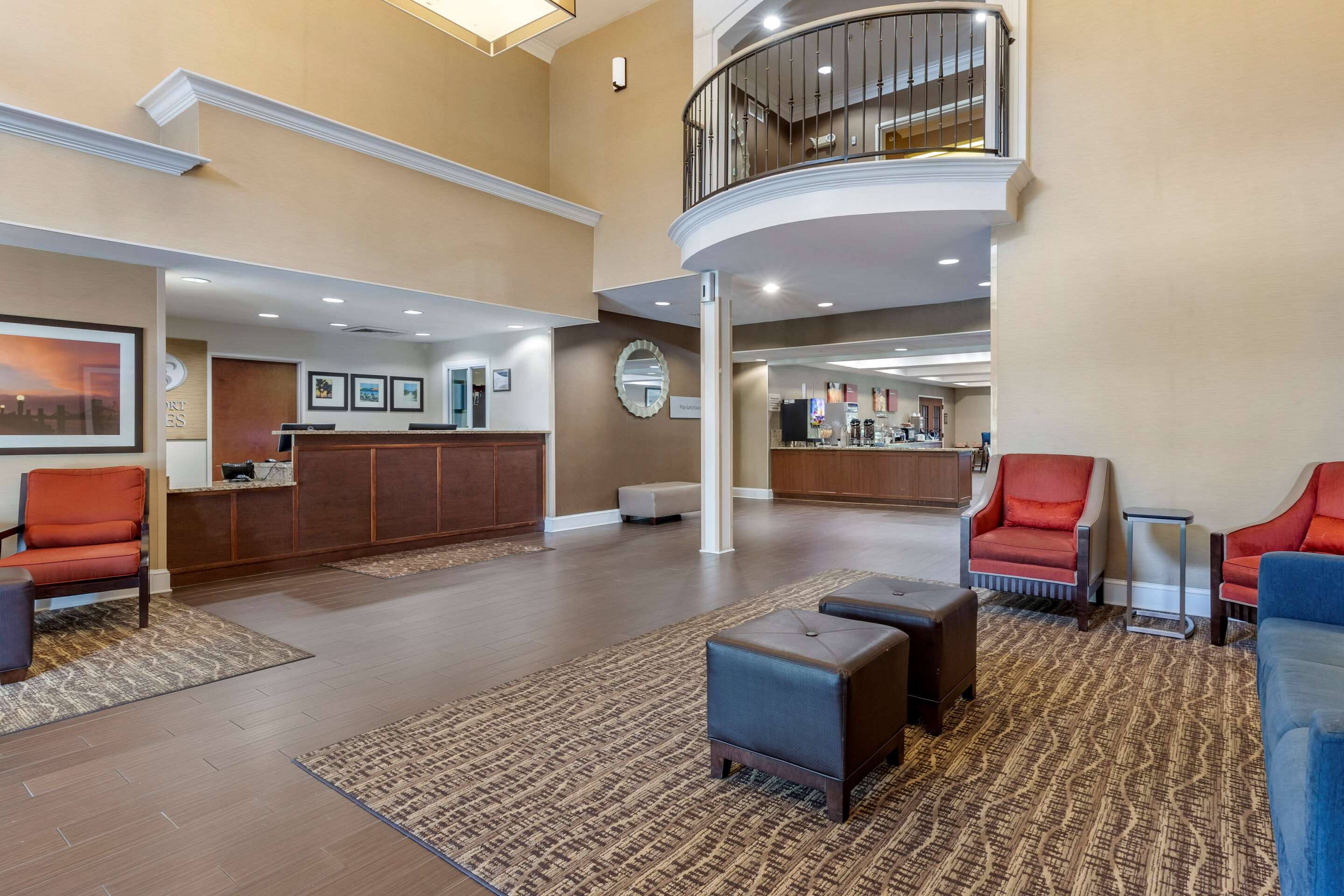 Lobby with sitting area | Comfort Suites Myrtle Beach Central