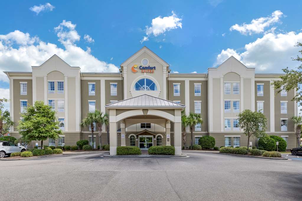 Comfort Suites