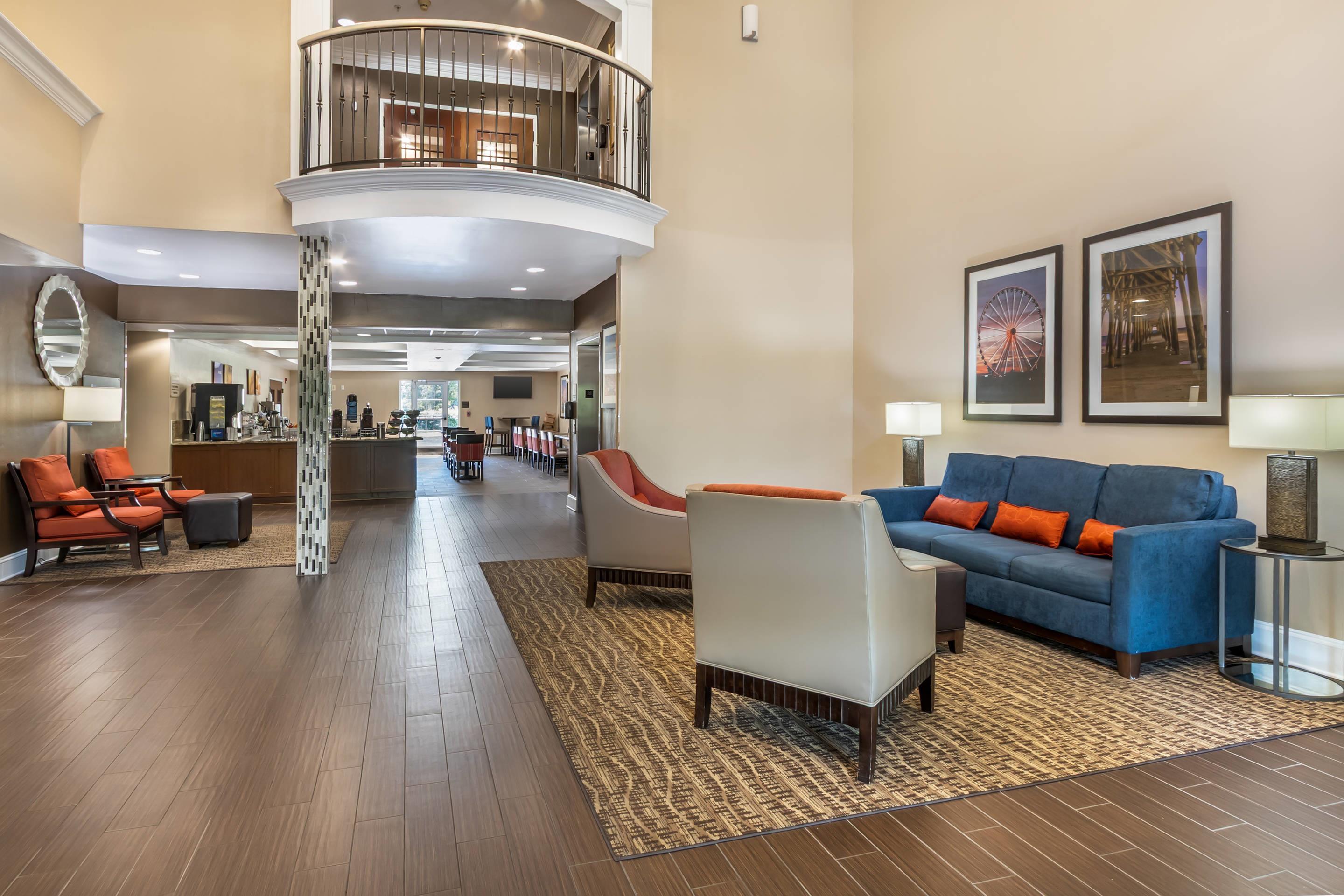 Hotel lobby | Comfort Suites Myrtle Beach Central