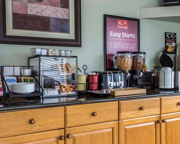 Amenities - Econo Lodge St George - I-95, Exit 77