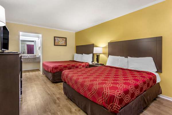  - Econo Lodge St George - I-95, Exit 77