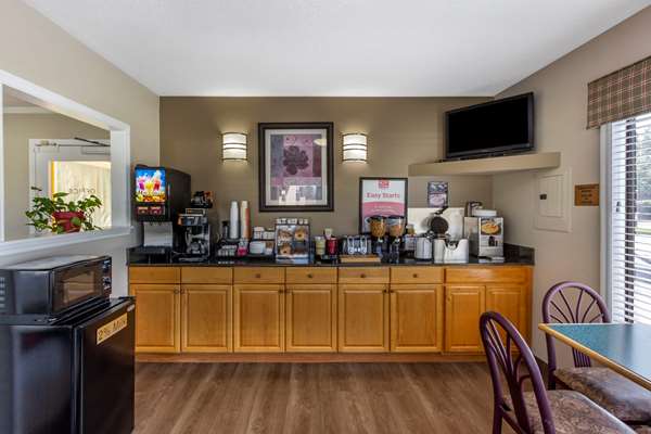 Amenities - Econo Lodge St George - I-95, Exit 77