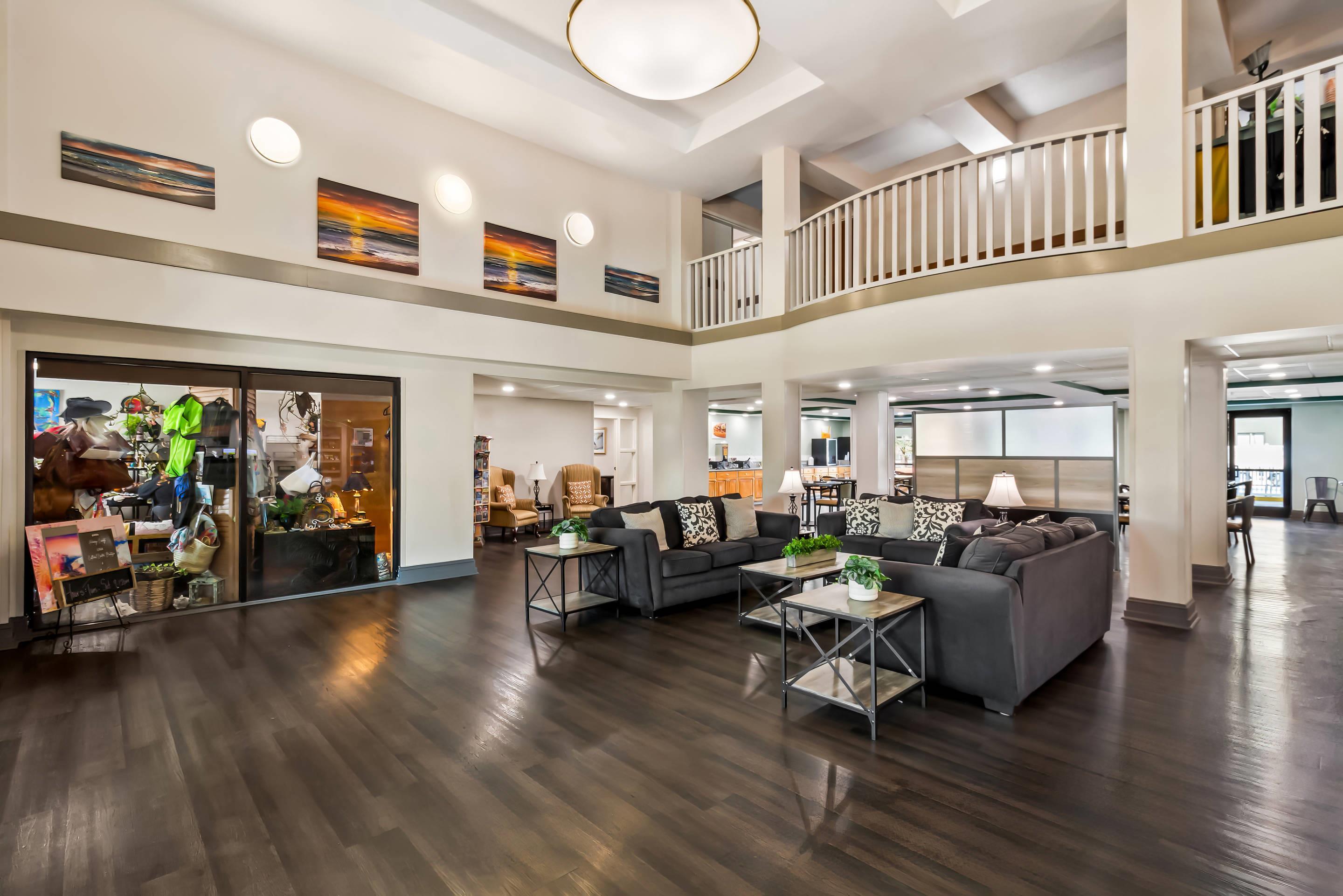 Spacious lobby | Quality Inn & Suites North Myrtle Beach