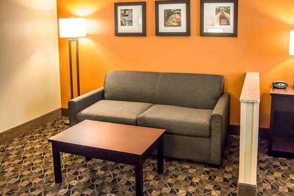 Suite - Comfort Suites Bluffton