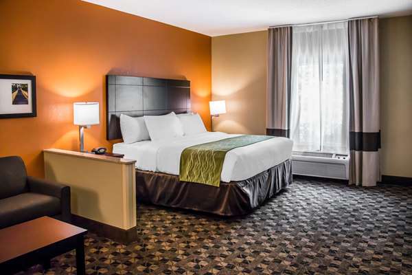 Suite - Comfort Suites Bluffton
