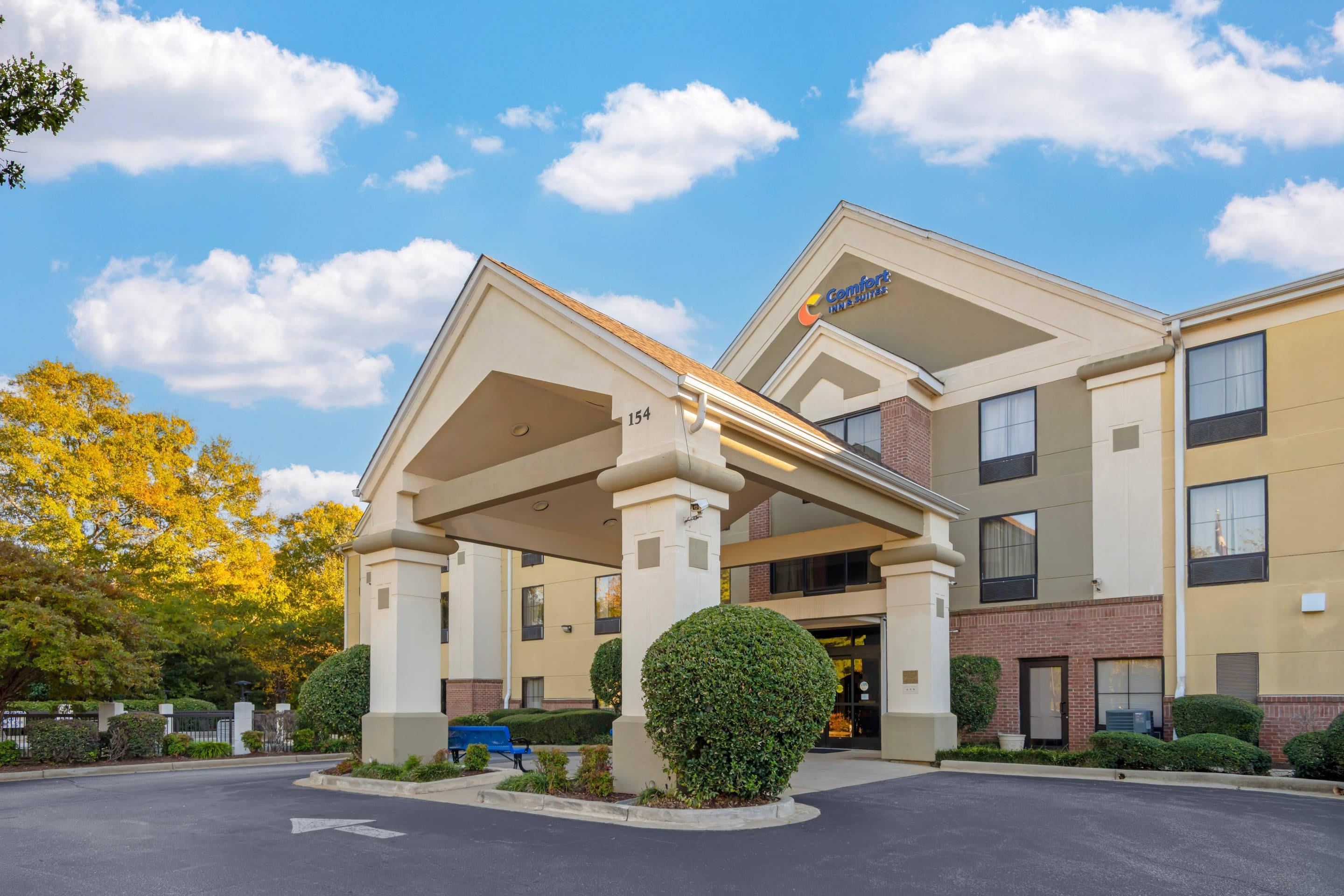Hotel exterior | Comfort Inn & Suites at I-85