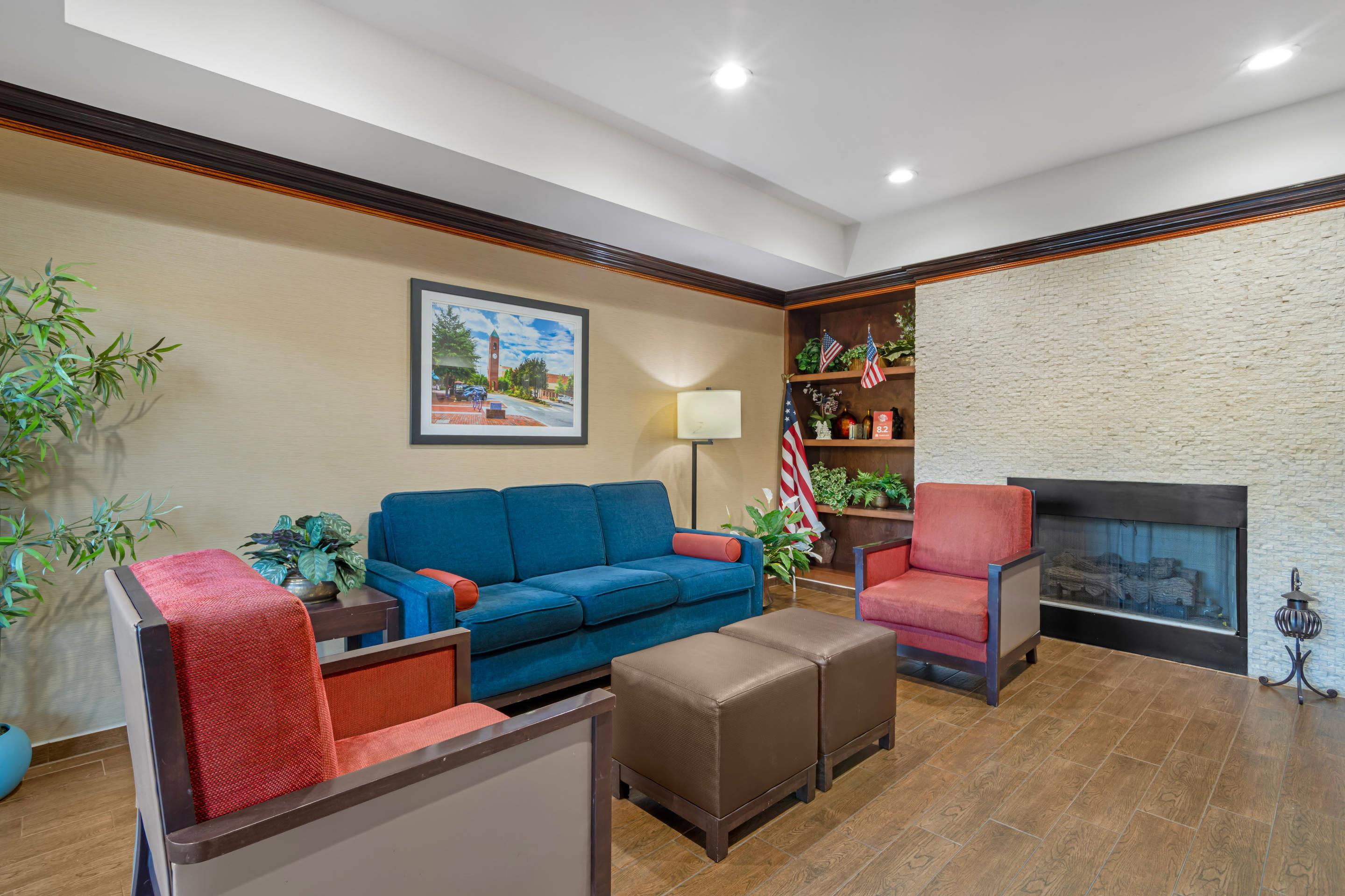 Hotel lobby | Comfort Inn & Suites at I-85