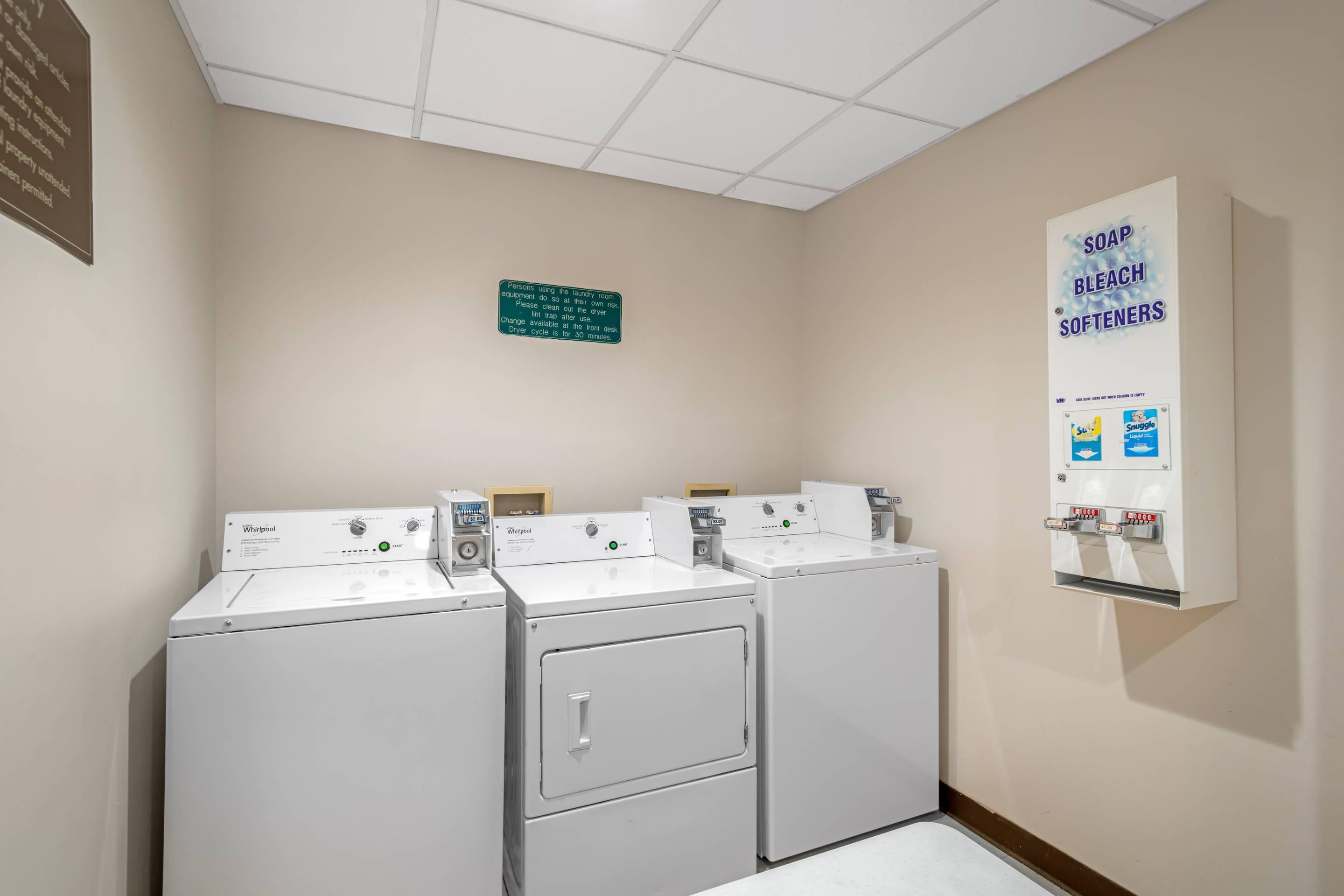 Guest laundry facilities | Comfort Inn & Suites at I-85
