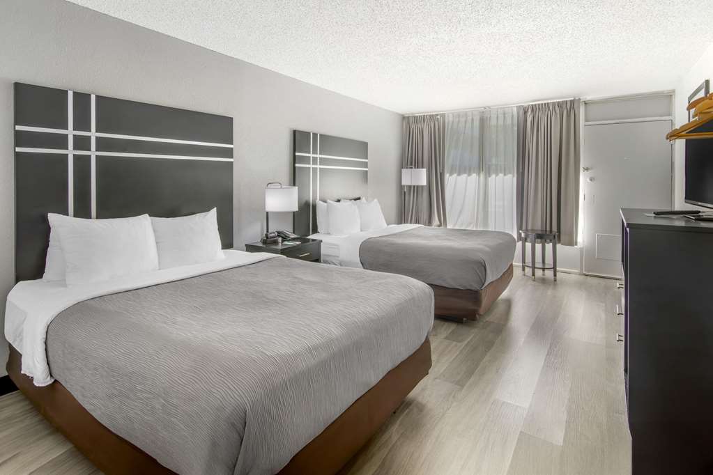 QUALITY INN AND SUITES HARDEEVILLE-guestroom-Guest Room,Suite,On-Site.jpg