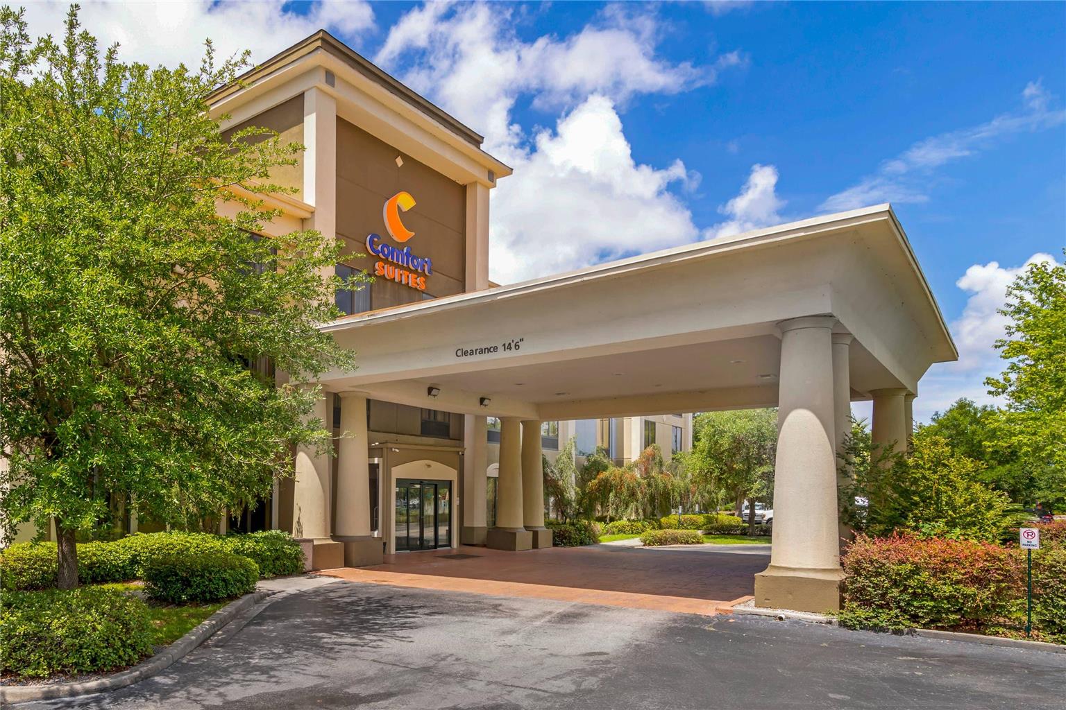 Comfort Suites