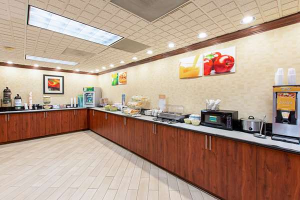 Amenities - Quality Inn & Suites Civic Center Florence - I-95, Exit 160