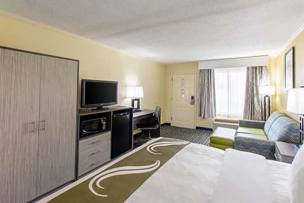  - Quality Inn & Suites Civic Center Florence - I-95, Exit 160