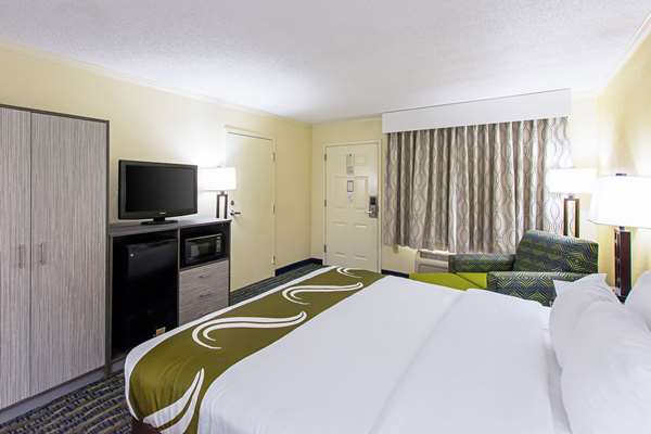 - Quality Inn & Suites Civic Center Florence - I-95, Exit 160