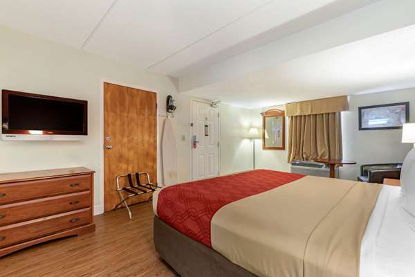 Suite - Econo Lodge Inn & Suites Lugoff