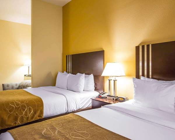  - Comfort Suites Simpsonville - I-385, Exit 26