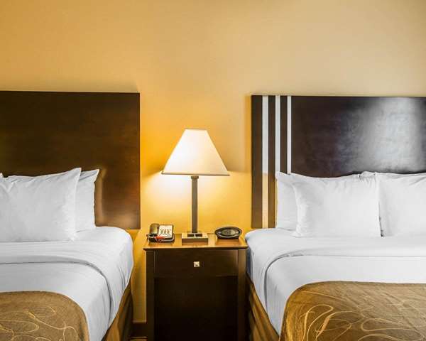 - Comfort Suites Simpsonville - I-385, Exit 26