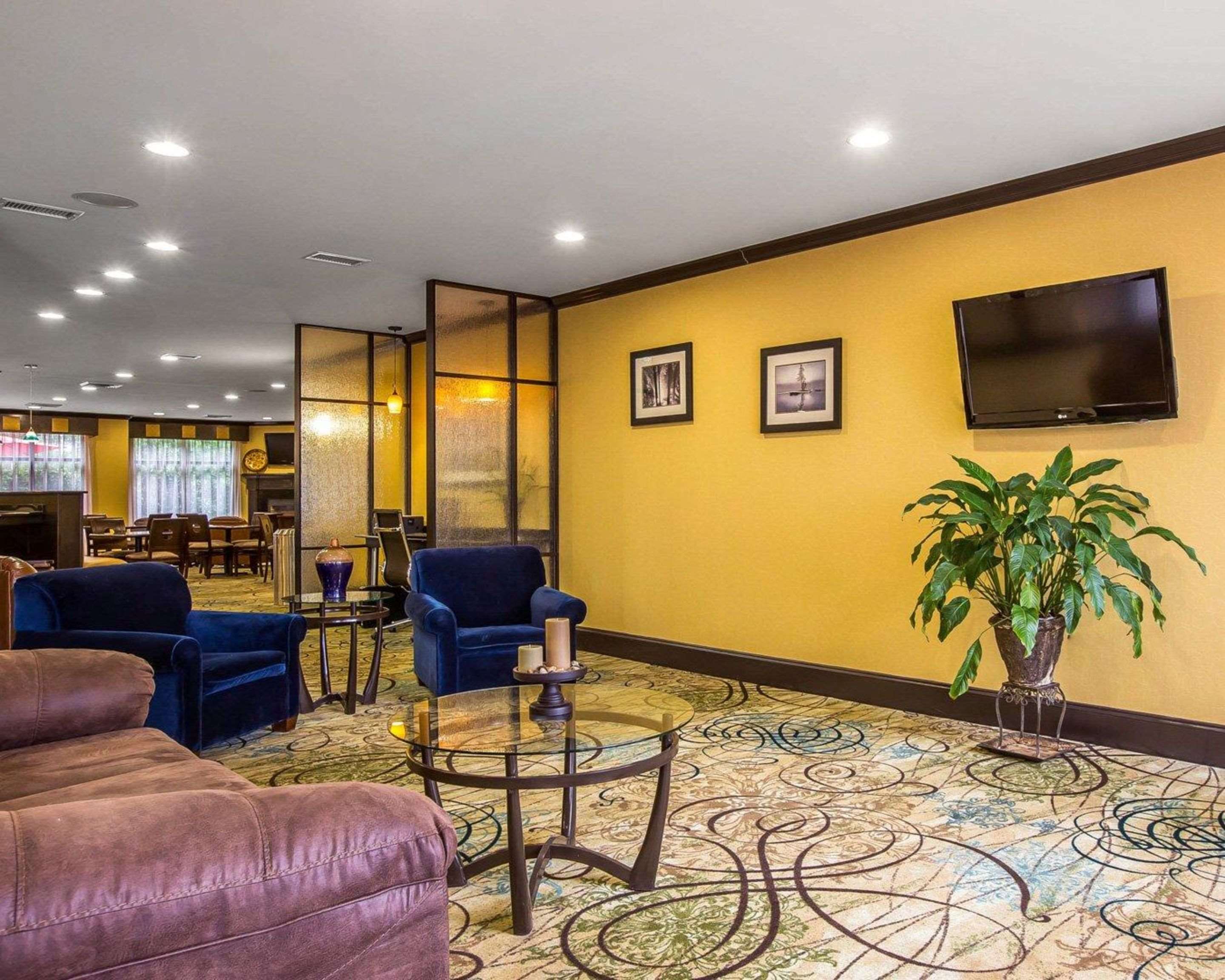 Spacious lobby