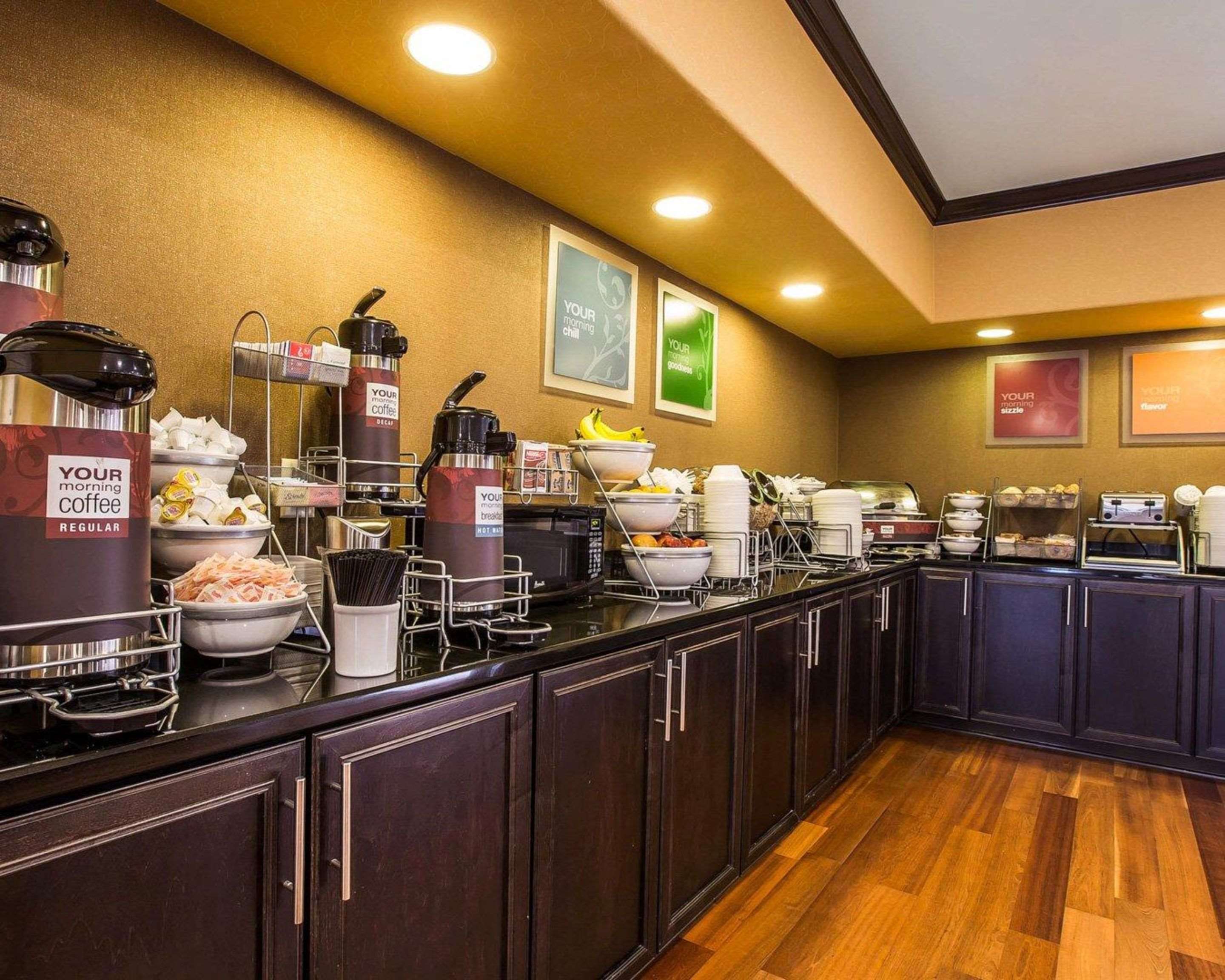 Assorted breakfast items