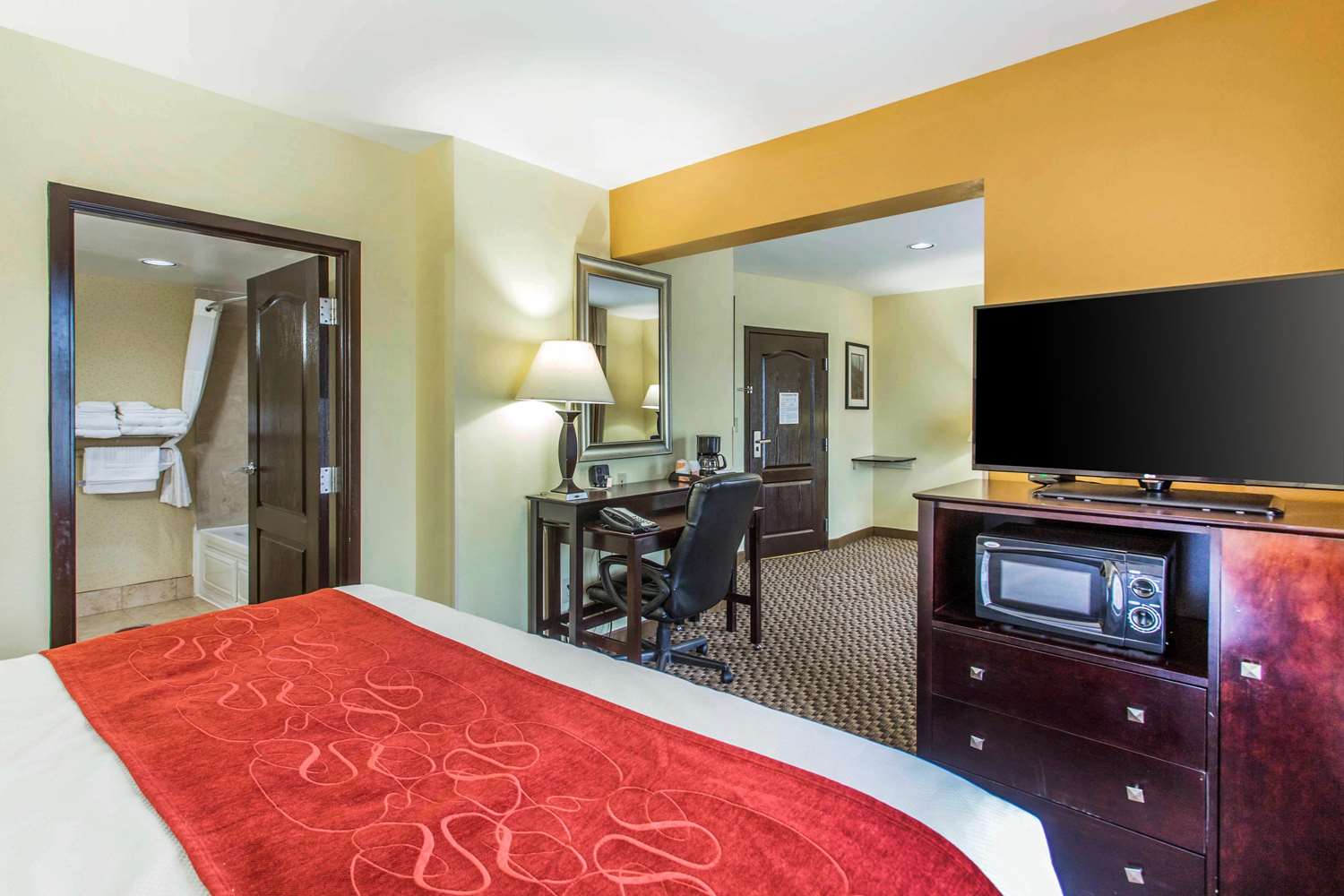 Comfort Suites Clinton, SC See Discounts