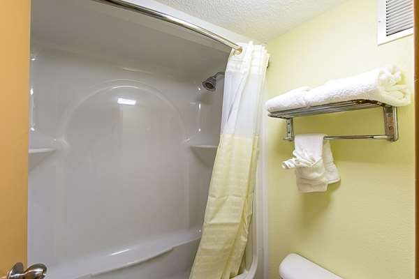  - Clarion Inn Airport West Columbia - I-26, Exit 111B