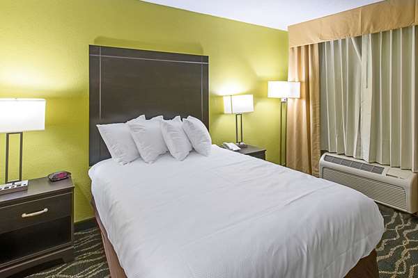  - Clarion Inn Airport West Columbia - I-26, Exit 111B