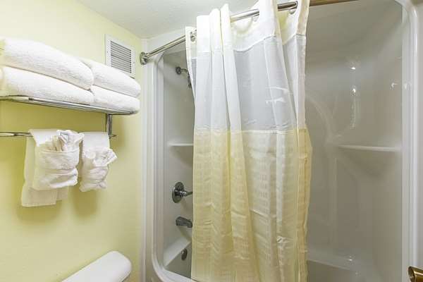  - Clarion Inn Airport West Columbia - I-26, Exit 111B