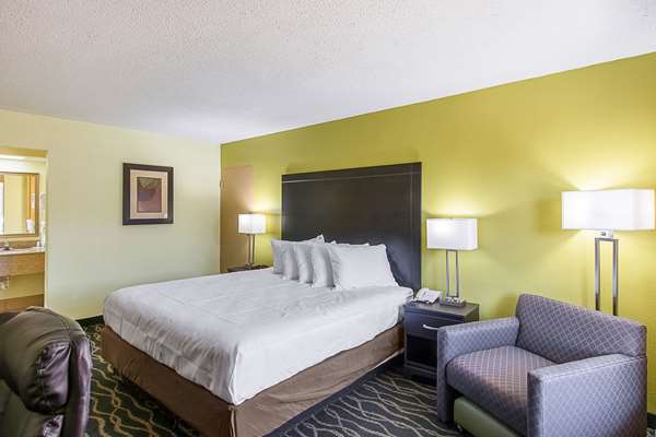  - Clarion Inn Airport West Columbia - I-26, Exit 111B