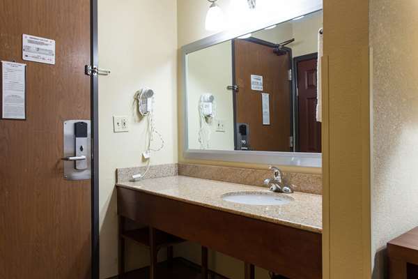  - Comfort Inn Columbia - I-26, Exit 108A